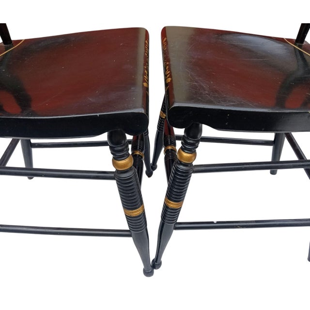 1950s Vintage Set of 5 Genuine Nichols & Stone Stenciled Chairs. For Sale - Image 5 of 12
