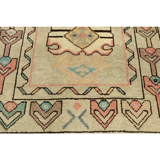 Mid 20th Century Vintage Turkish Oushak Rug - 03'01 X 05'06 For Sale - Image 5 of 11