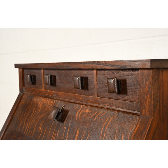 Stickley Brothers Style Antique Mission Oak Arts & Crafts Drop Front Secretary Desk, Circa 1910 For Sale - Image 9 of 17