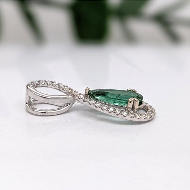 Metal 1ct Green Tourmaline Pendant W Earth Mined Diamonds in 14k White Gold | For Sale - Image 7 of 8