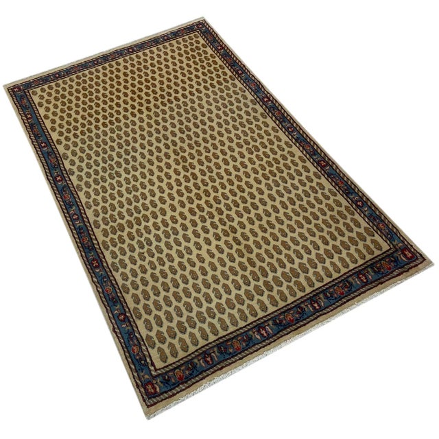 Middle Eastern Rug in Wool For Sale - Image 3 of 6