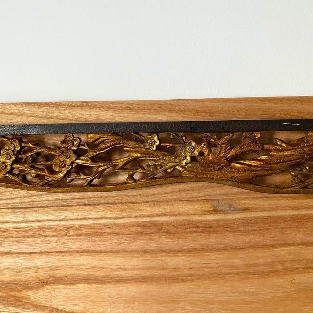 1920s Monumental Chinoiserie Wall Art – Antique Chinese Giltwood Openwork Bed Fascia For Sale - Image 5 of 9