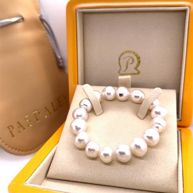 White Paspaley Delfini South Sea Pearl Strand Bracelet 11–14mm For Sale - Image 8 of 10