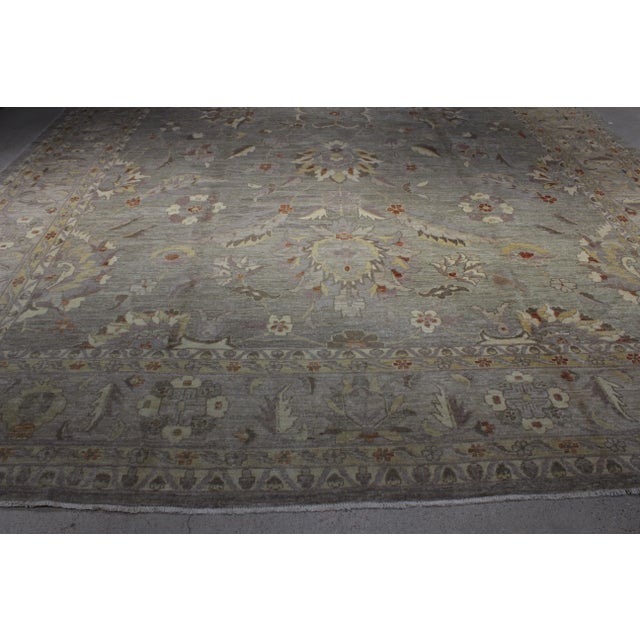 Late 20th Century Late 20th Century Hand-Knotted Wool Pakistani Rug - 11′8″ × 17′5″ For Sale - Image 5 of 5