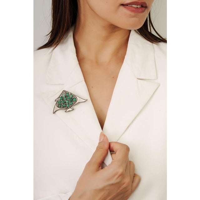 Vintage Style Emerald & Diamond Manta Ray Brooch Pendant in Solid Sterling Silver For Sale - Image 4 of 13
