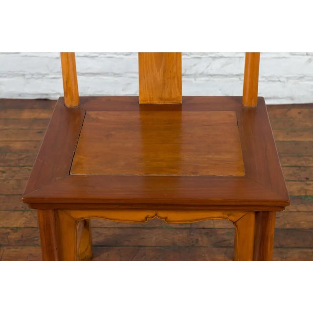 Chinese Qing Dynasty Lamp Hanger Chair with Carved Splat and Two Toned Finish For Sale - Image 10 of 13