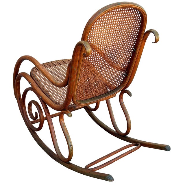 Late Victorian Oak & Caine Scrolling Rocking Chair Attributed to Thonet No. 4 For Sale In Los Angeles - Image 6 of 7