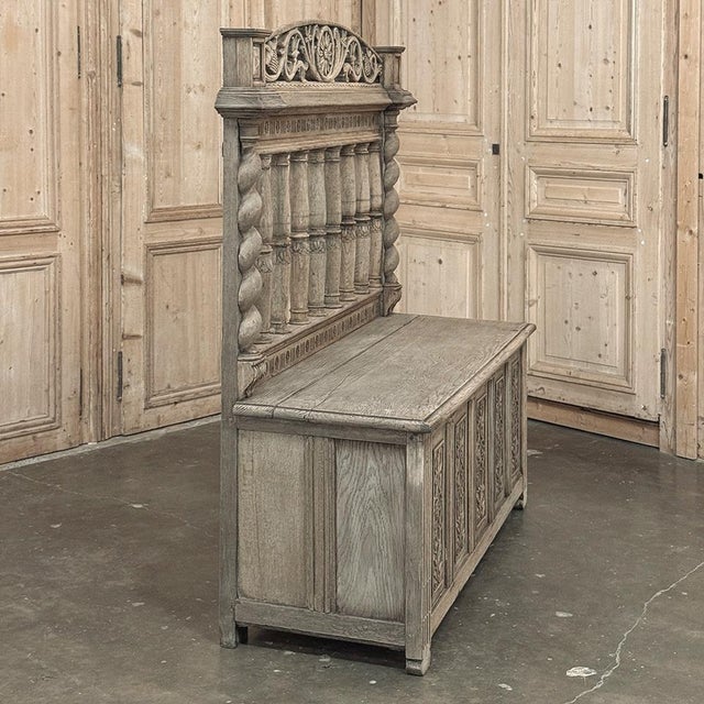 19th Century French Renaissance Barley Twist Stripped Oak Hall Bench Trunk For Sale - Image 11 of 17