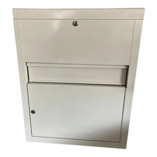 Vintage Mid-Century Modern Industrial Eggshell Metal Medical Cabinet For Sale