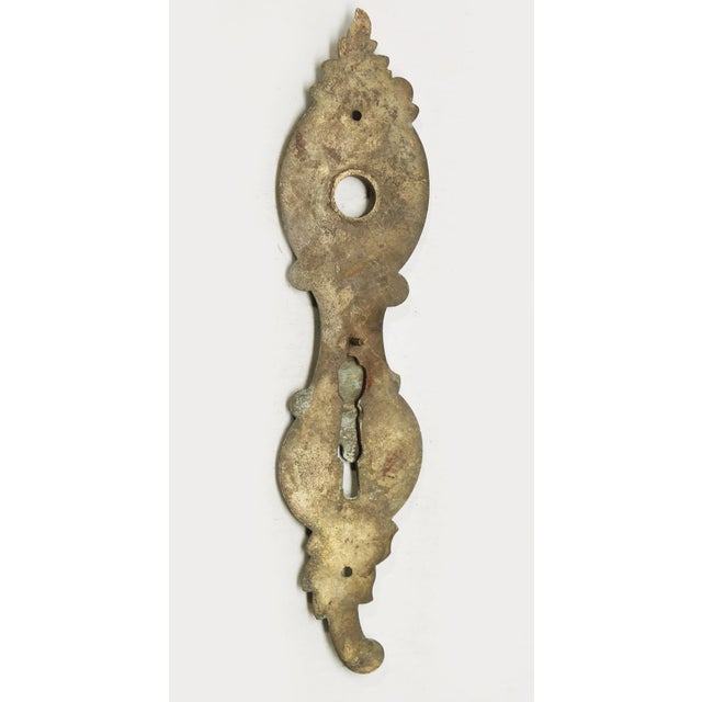 Mid 20th Century Brass 9.375 In. Back Plate With Extra Long Keyhole For Sale - Image 5 of 5