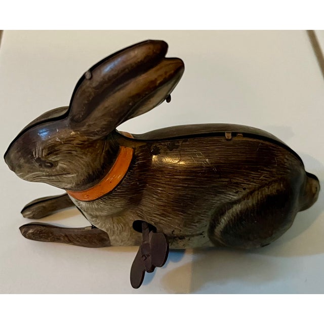 Lithographed Tinplate Clockwork Bunny Rabbit or Hare by the Automatic Toy Co. Staten Island, New York Circa 1930 For Sale - Image 9 of 18