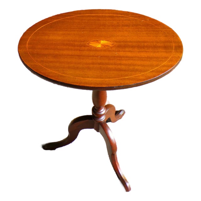 Vintage Small Mahogany Federal Oval Tilt Top Pedestal Table Candle Stand For Sale