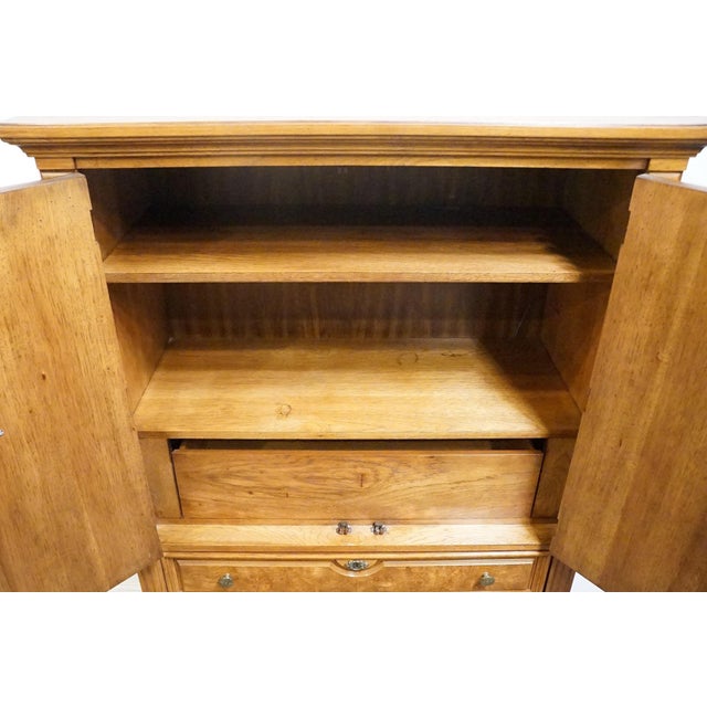 Late 20th Century Thomasville Furniture Serenade Collection Burled Walnut Italian Neoclassical Tuscan Style 40" Armoire 21211-340 For Sale - Image 5 of 16