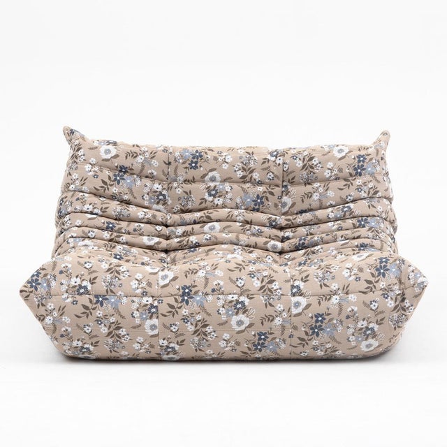 Togo Lounge Chair with Pouf and 2-Seater Sofa in Pattern Fabric by Michel Ducaroy for Ligne Roset, Set of 3 For Sale - Image 11 of 18