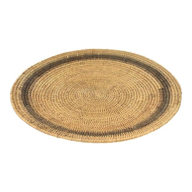 Early 20th Century Makenge Flat Wedding Basket Zambia 18 Inch For Sale