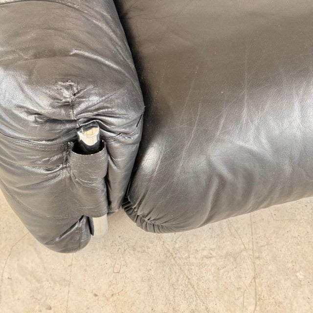 Set of Mid-Century Armchairs by Giuseppe Munari for Poltrona Munari, 1970s For Sale - Image 14 of 17