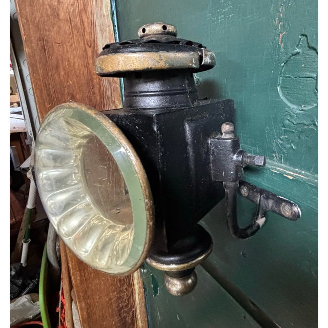 English Mid 19th Century Carriage Lamps - a Pair For Sale - Image 3 of 12