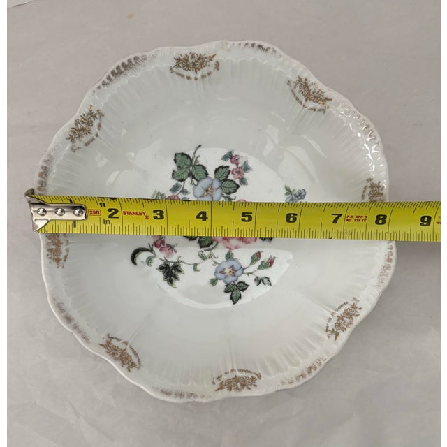 Antique Schwarzenhammer Bavaria European Traditional Floral Porcelain Bowl With Gilt Scalloped Rim For Sale In Indianapolis - Image 6 of 7