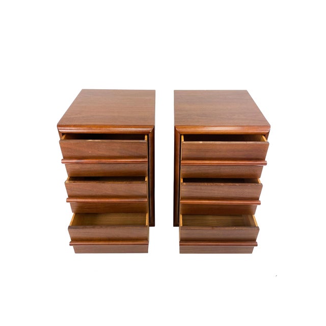 These nightstand chests were designed by T.H. Robsjohn-Gibbings and manufactured by Widdicomb in the 1960s. Expertly...
