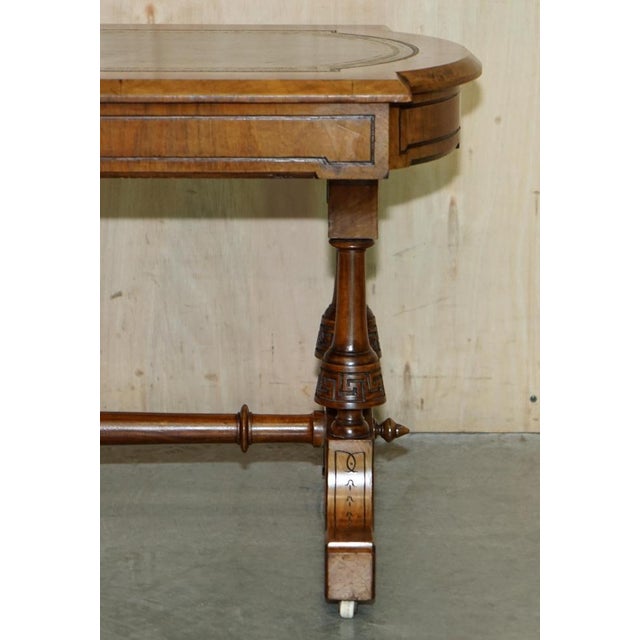 Antique Carved Burl Walnut and Green Leather Coffee Table, 1880 For Sale - Image 4 of 18