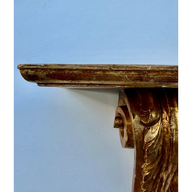 Large Italian Giltwood Acanthus Leaf Wall Bracket Shelf, 20th Century For Sale In New York - Image 6 of 13