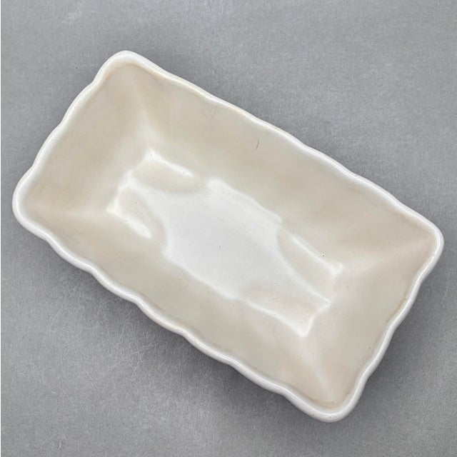 Vintage White Hull Usa Ceramic Ribbed Planter F42 For Sale In New York - Image 6 of 9