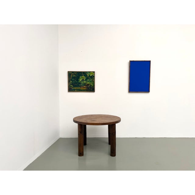 Maison Lecan presents this round solid oak table from the 1950s, reminiscent of the designs of Charlotte Perriand and...