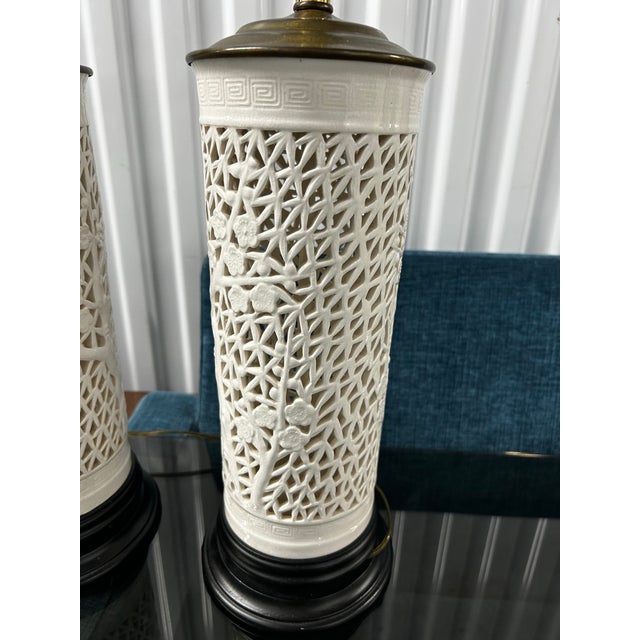 Chinoiserie Vintage Chinoiserie Blanc De Chine Lamps - A Pair For Sale - Image 3 of 8