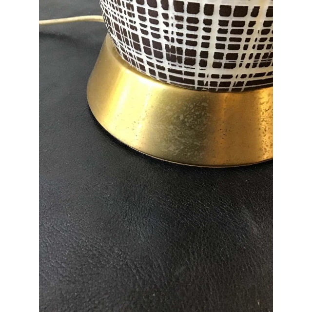 Ceramic 1950s Ceramic Grid Pattern Brown or White Table Lamp For Sale - Image 7 of 9