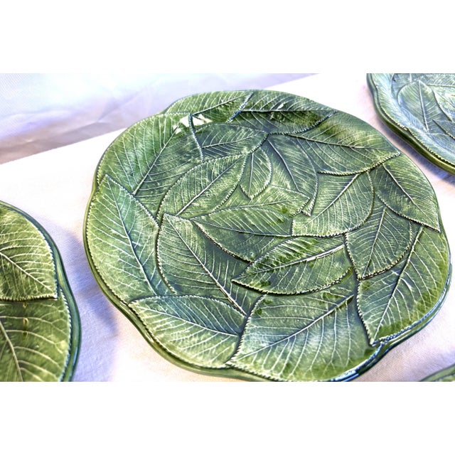 Vintage Italian Majolica Vietri Leonardo Ceramic Leaf Dishes- Set of 8 For Sale - Image 12 of 14