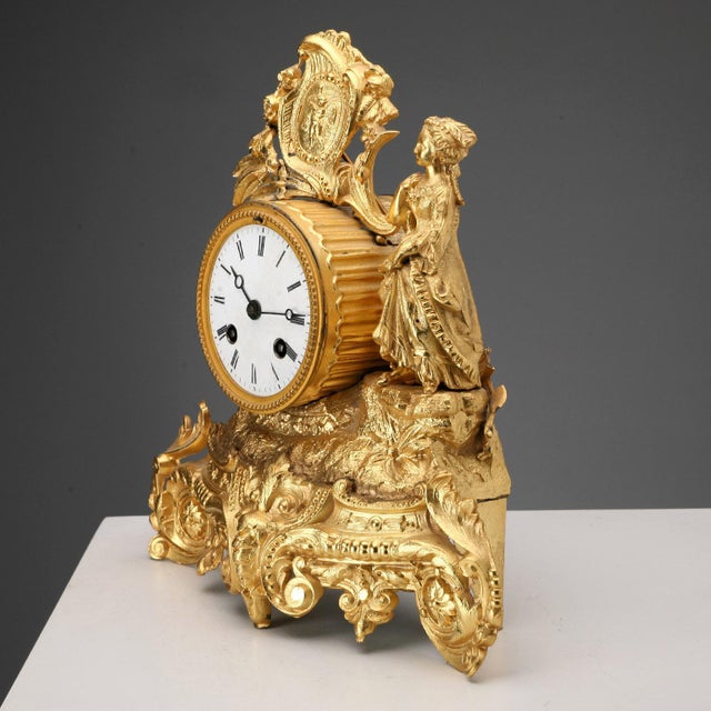 Parisian Table Clock in Gold Antimony For Sale - Image 4 of 11