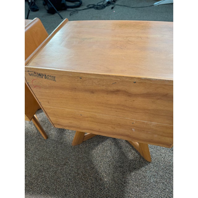 Mid 20th Century Mid 20th Century Pair of Heywood Wakefield Sculptura M-778 Nightstands in Original Champagne Finish For Sale - Image 5 of 12