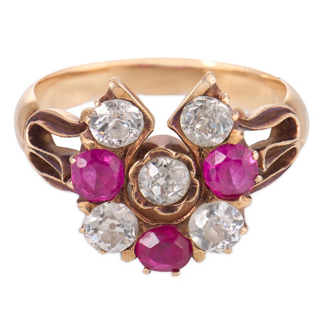 Victorian Early 20th Century Victorian Ruby Diamond 14k Rose Gold Horseshoe Ring, Size 4.75 For Sale - Image 3 of 6