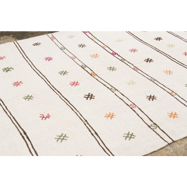 Traditional Vintage Turkish Kilim Hemp Rug With Stripes by Rug & Kilim, 1950-1959 For Sale - Image 3 of 9