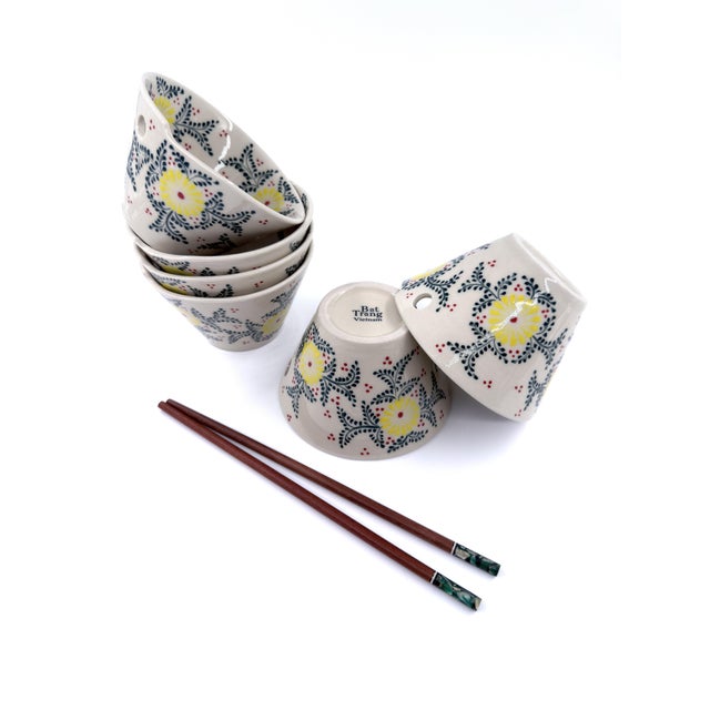 Hand-Painted Bat Trang Vietnamese Ceramic Bowls With Yellow Floral Motifs and Chopstick Rests - Set of 6 For Sale - Image 9 of 12