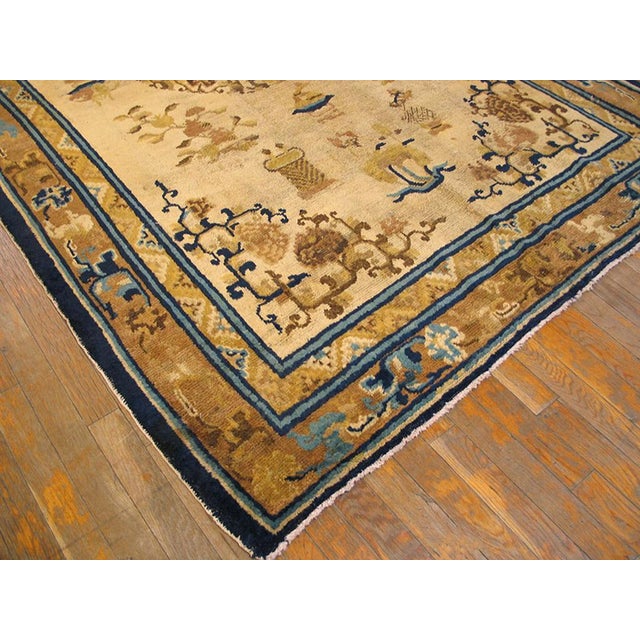 1870s Beige Medallion Floral Antique Chinese Ningxia Rug 5'0" X 8'0" Handknotted Wool Carpet For Sale In New York - Image 6 of 6