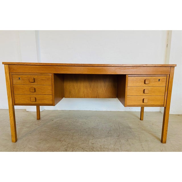Mid-Century Danish Oak Desk from Domino Møbler, 1960s For Sale - Image 3 of 18