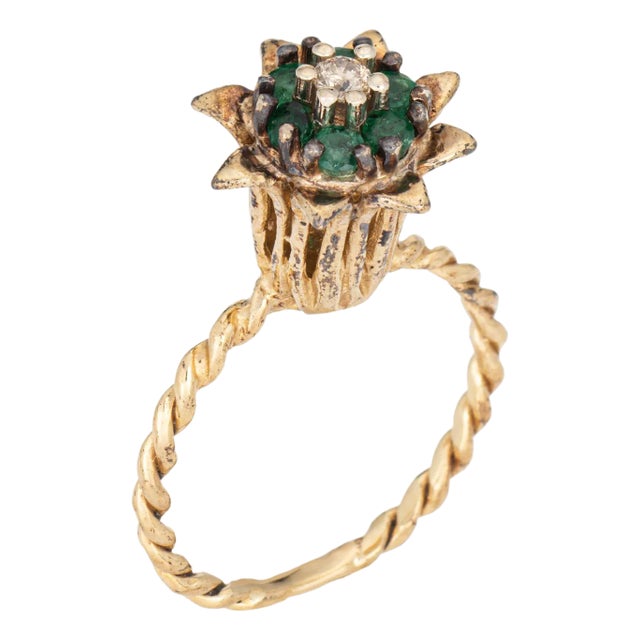 1960s Emerald Diamond Tulip Ring Vintage 14k Yellow Gold Stacking Band Estate Jewelry, Size 5.75 For Sale