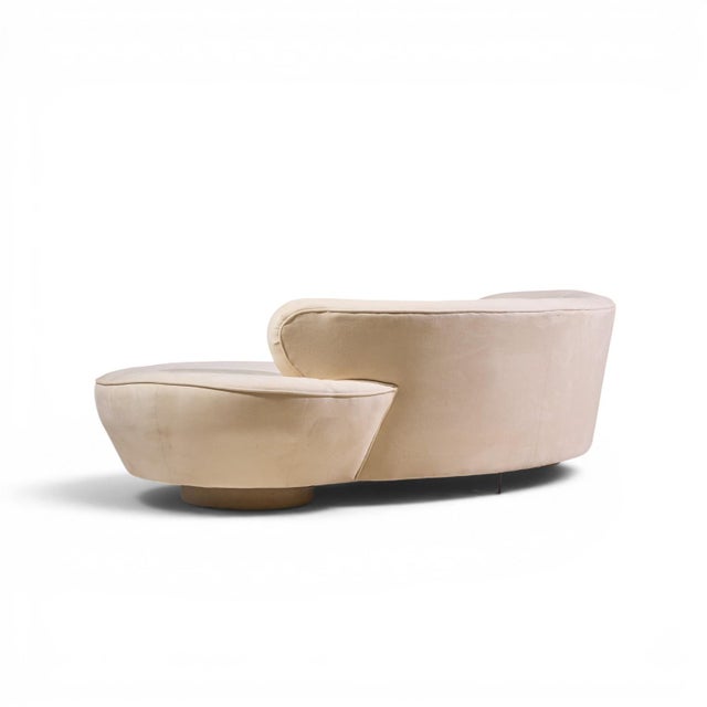 Mid 20th Century Vladimir Kagan for Directional Mid Century Cloud Sculpted Sofa For Sale - Image 5 of 10