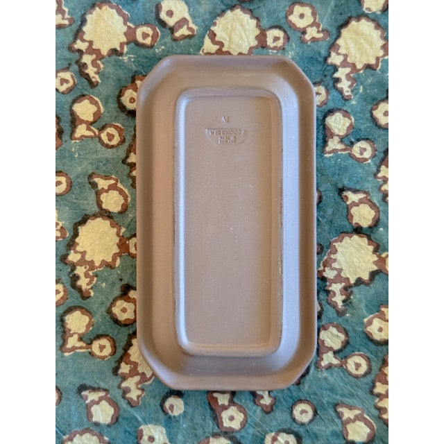 Wedgwood Vintage Wedgwood Cream on Taupe Jasperware Oblong Tray With Clam Shell For Sale - Image 4 of 7