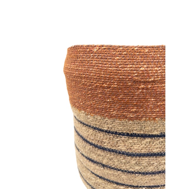 Contemporary Handwoven Indian Seagrass Basket in Terracotta, Natural & Indigo Accents For Sale - Image 3 of 7