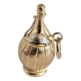 Vintage Two-Tone Gold Chianti Wine Bottle Charm Pendant, 1960s For Sale