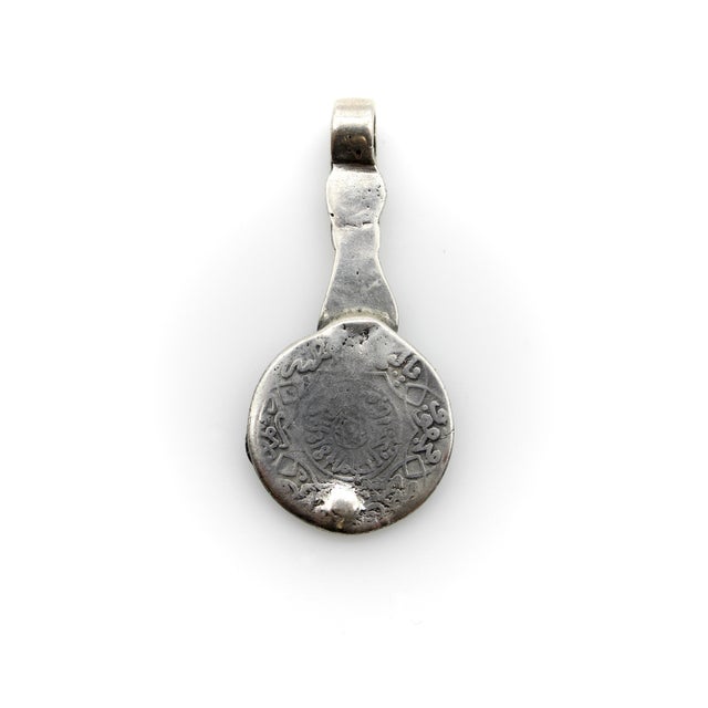 Sterling Silver Vintage Berber Coin Pendant With Hand From Morocco For Sale In Los Angeles - Image 6 of 8