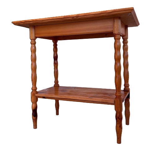 Farmhouse Side Table in Pine For Sale