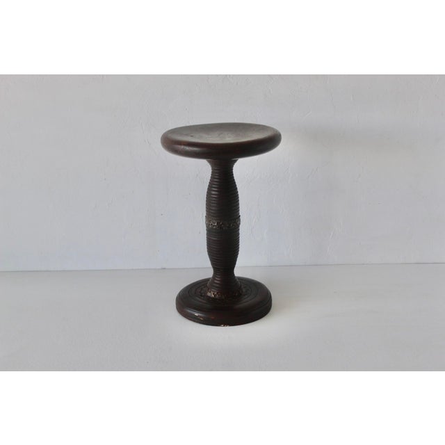 French Style Mid-Century Turned Pedestal Stool Plant Stand Vintage Mid-Century For Sale - Image 14 of 17