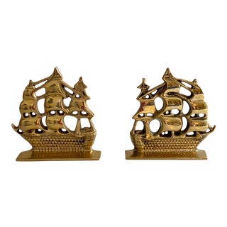 Mid 20th Century Mottahedeh Brass Sail Boat Bookends - a Pair For Sale