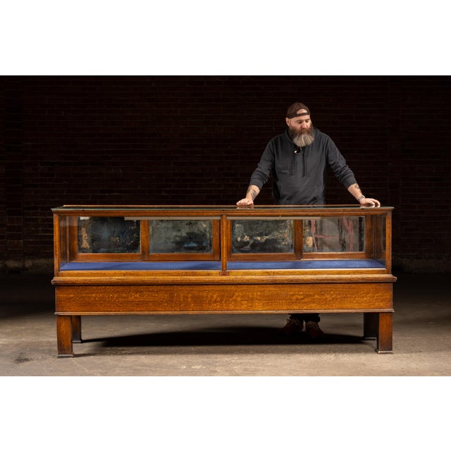 c. 1910s-1920s; Jac. Lederer, Inc. - Chicago, IL Large quarter-sawn oak display case produced by Peerless Store Fixtures,...