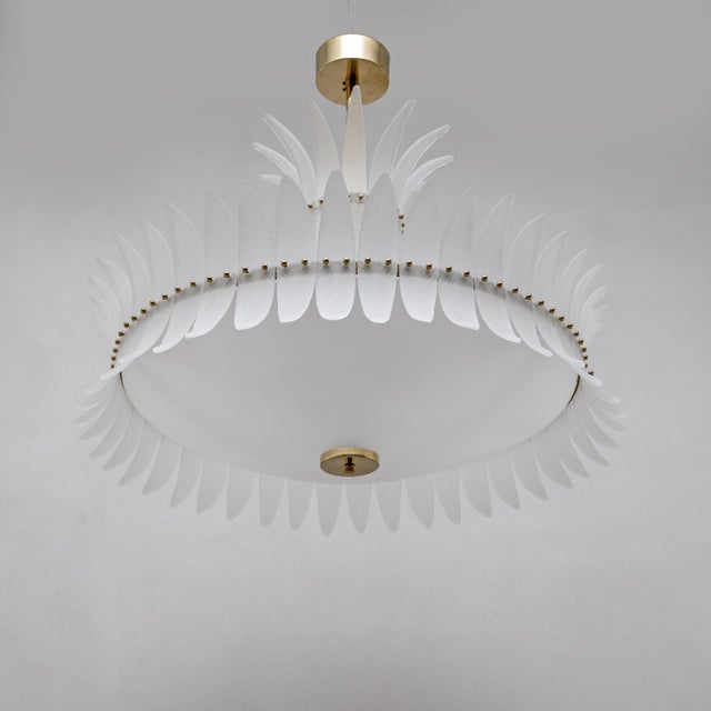 Art Deco Italian Murano Glass Feather Chandelier with Brass Details, 2000 For Sale - Image 3 of 13