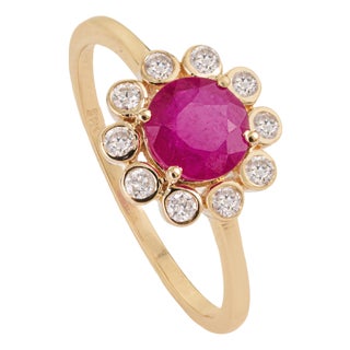 Victorian-Style 14k Yellow Gold 1.04ct Ruby & Diamond Halo Cluster Flower Ring Size 9 For Sale