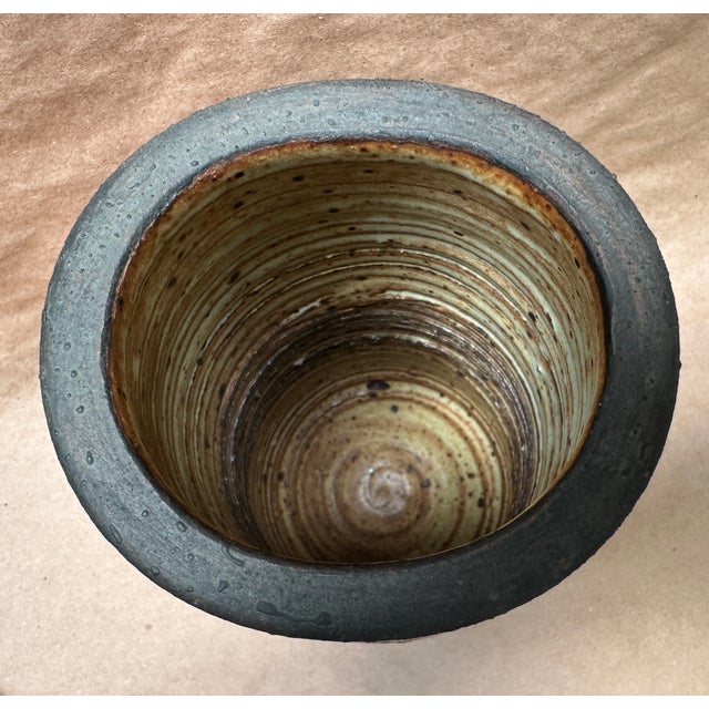 Otto Heino Mid Century Modern Otto & Vivika Heino Studio Pottery Vase For Sale - Image 4 of 7